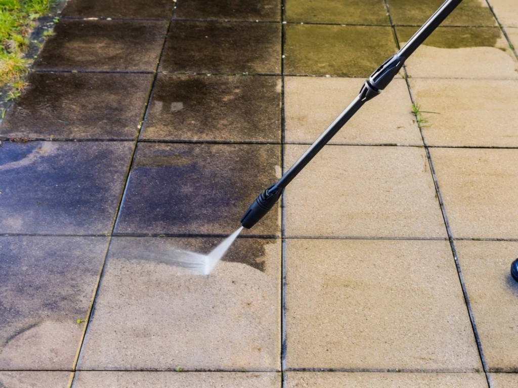 Presure washing pavers